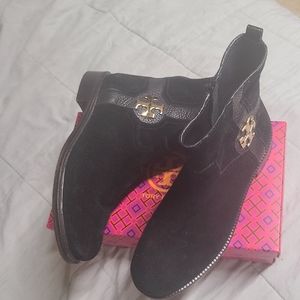 Tory Burch Boots size 8